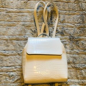 Small/Medium size new bag pack